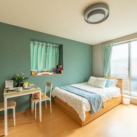 Appartement 梅田まで電車で5分 2024年フルリフォーム 雰囲気の良い商店街を満喫 コンビニとカフェまで徒歩1分 建物3階 à Ōsaka Extérieur photo
